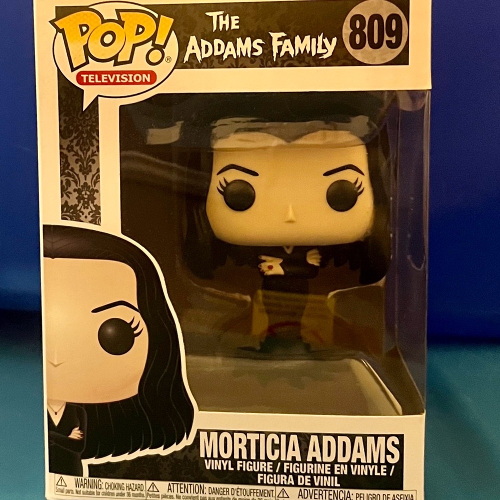 Funko Pop The Addams Family Morticia Figure